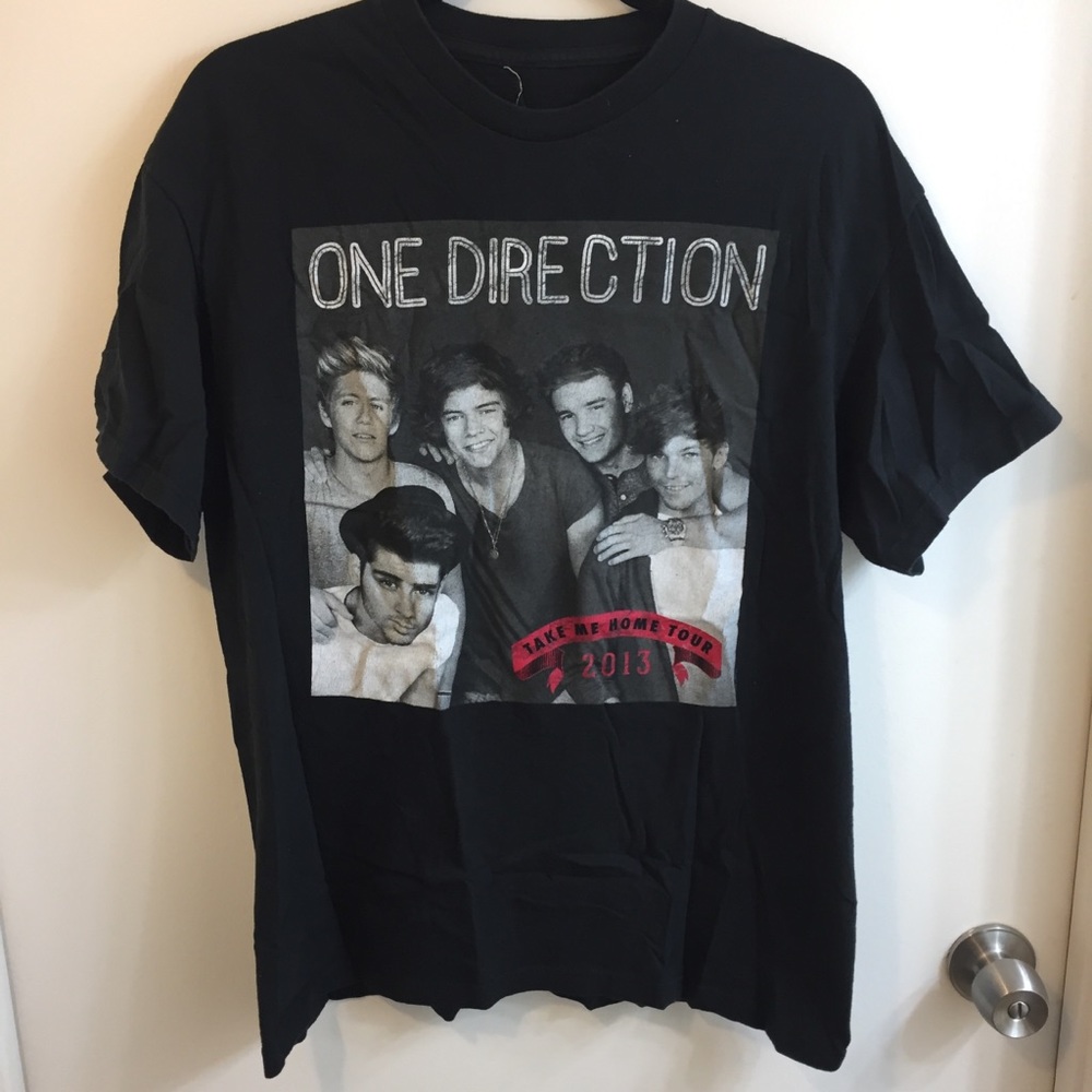 ONE DIRECTION 💫 1D Take Me Home Tour Tee